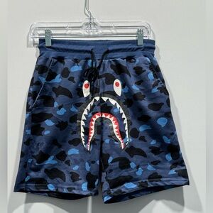 Blue camouflage shark shorts. Men’s size medium